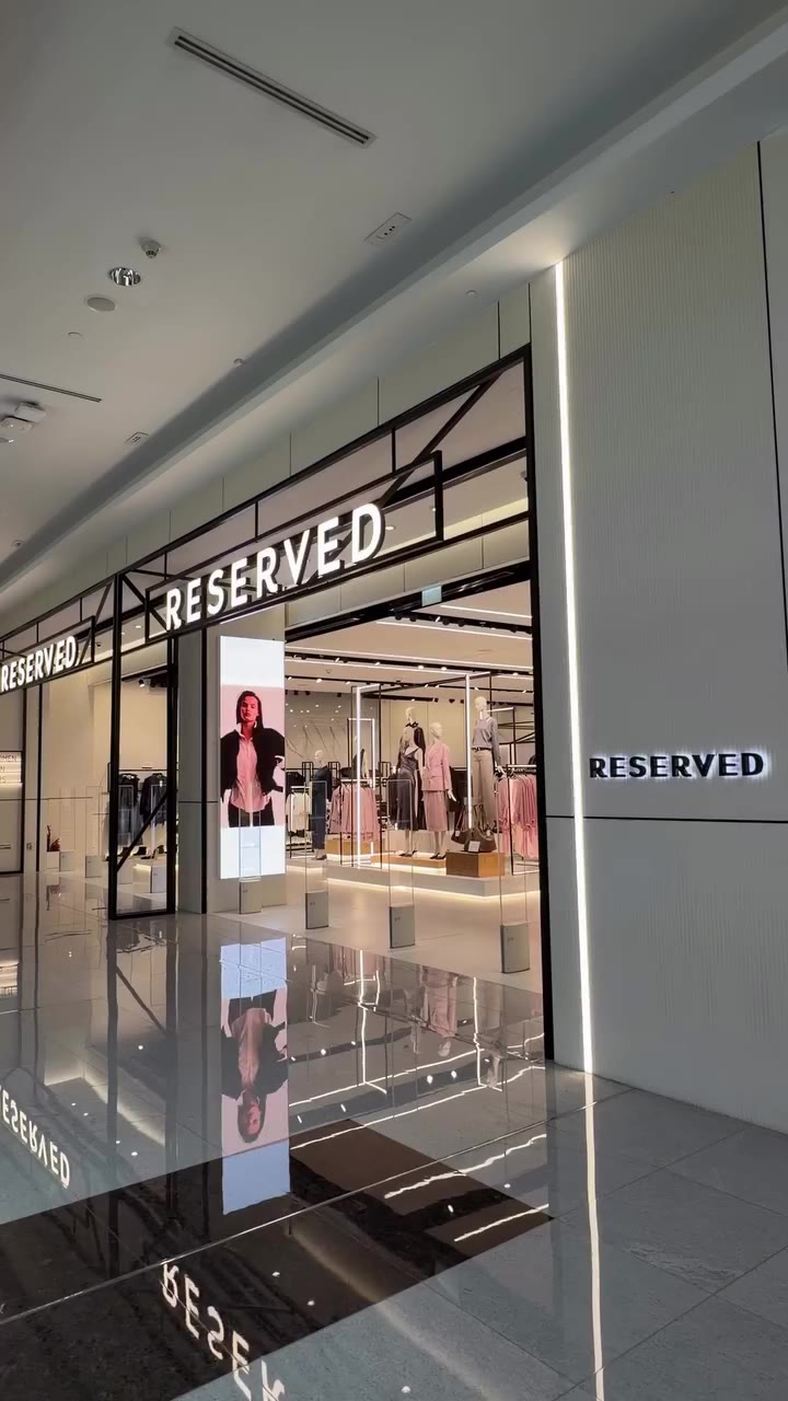 Your new faves just landed! وصلت قطعكم المفضّلة الجديدة!