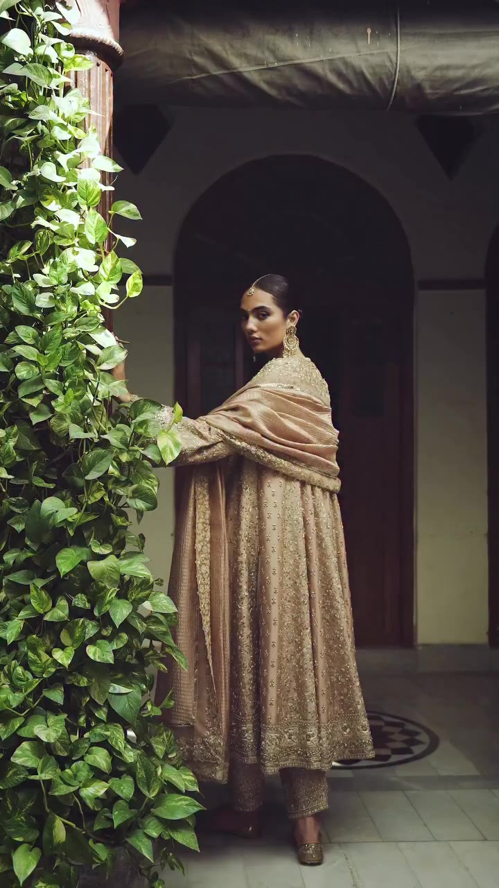 A&R | Saray Pre-Festive Shop the collection arbyrheakapoor.com The Dhan Mill…