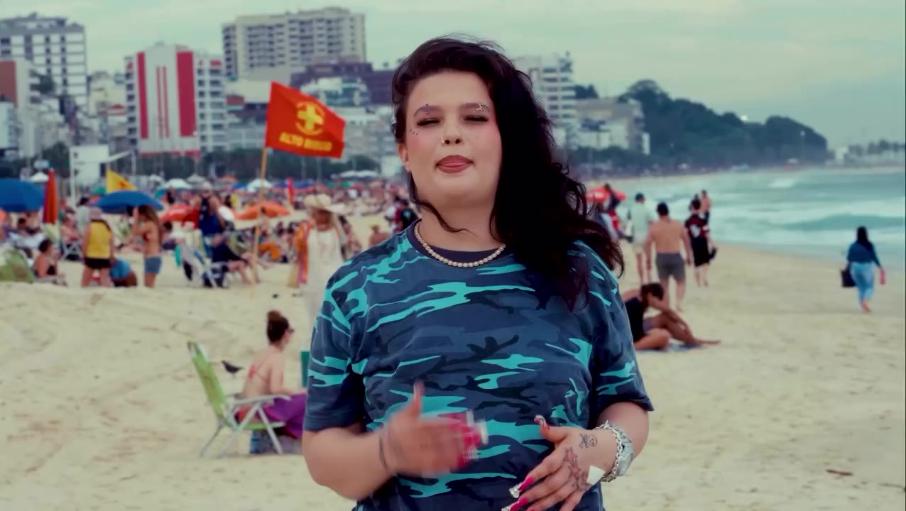Lola in Rio for d£aler shot by us