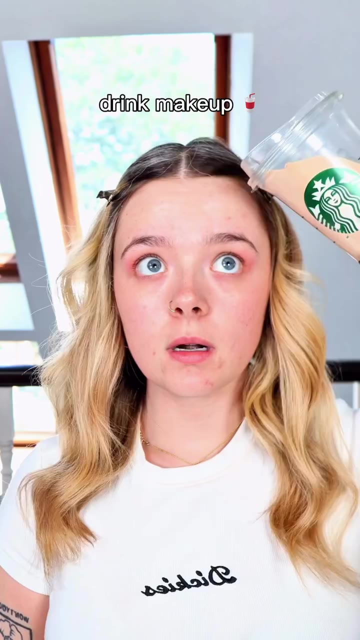 A lil mix of some of my fave #stopmotion videos !! Drink makeup will always be…