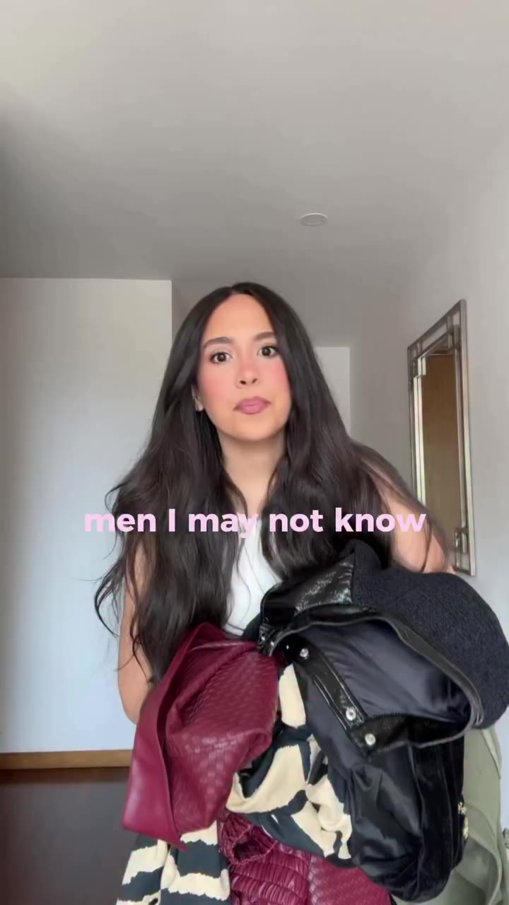 La diferencia que hace una chaqueta en un look es impresionante 🤭 si ven, con…