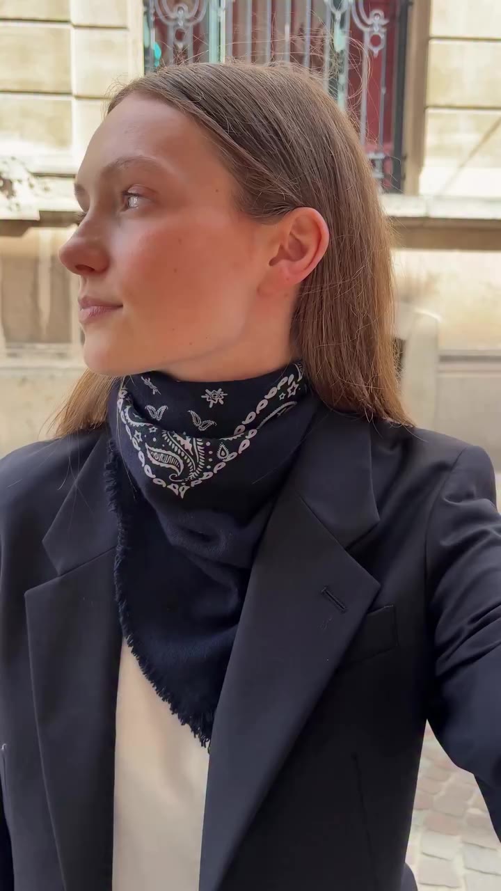 Office look 🤎 Outfit details via de link in bio! #deleye #deleyecreator