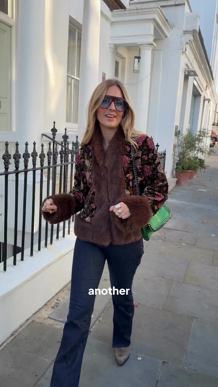 Another day another Jacket, you can’t say I don’t deliver 💅 Comment ‘jacket’…