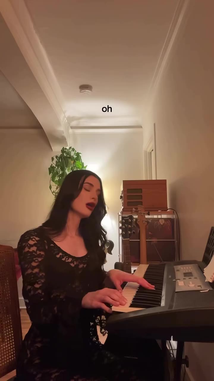 norman f* rockwell - @honeymoon . . . . #lanadelrey #normanfrockwell #singing…