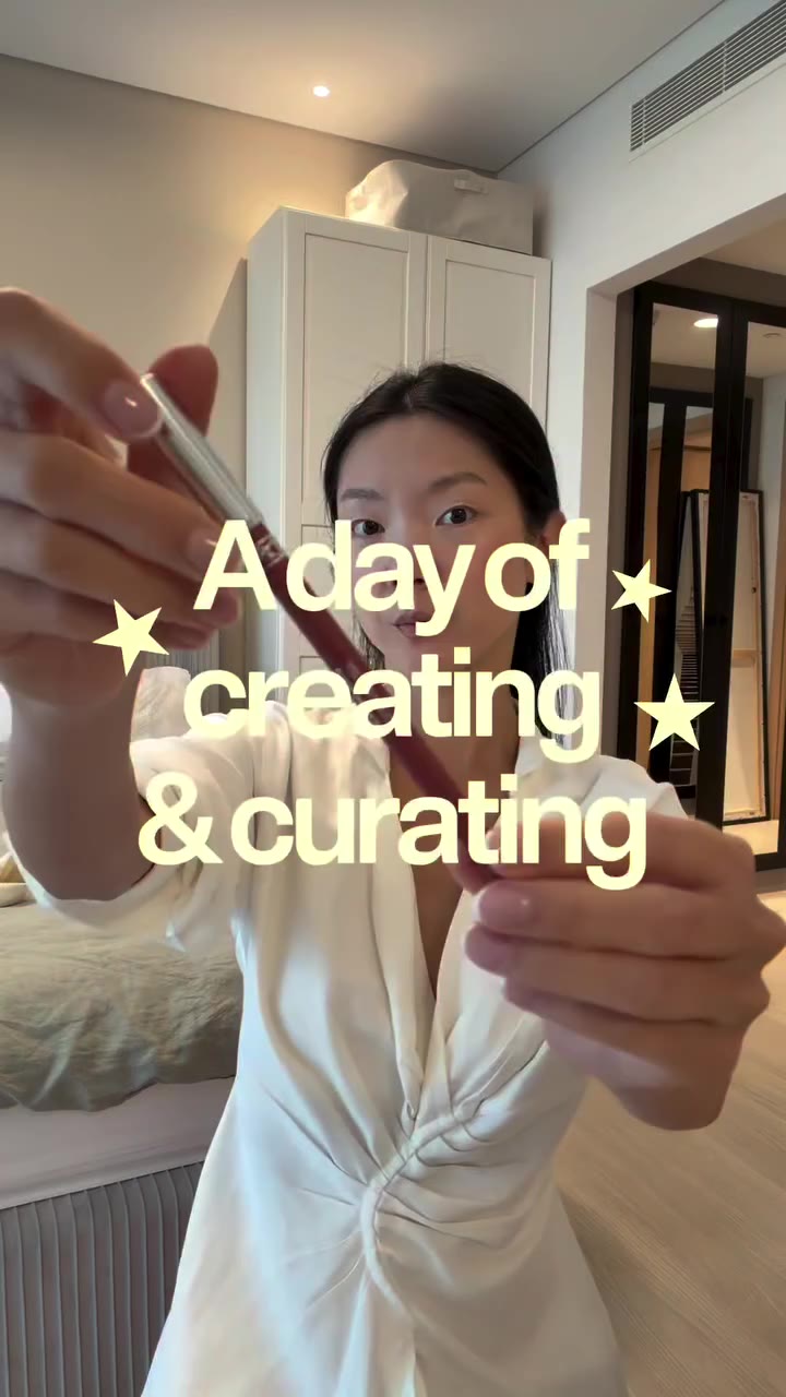 A little glimpse into my day as a full-time content creator & event curator…