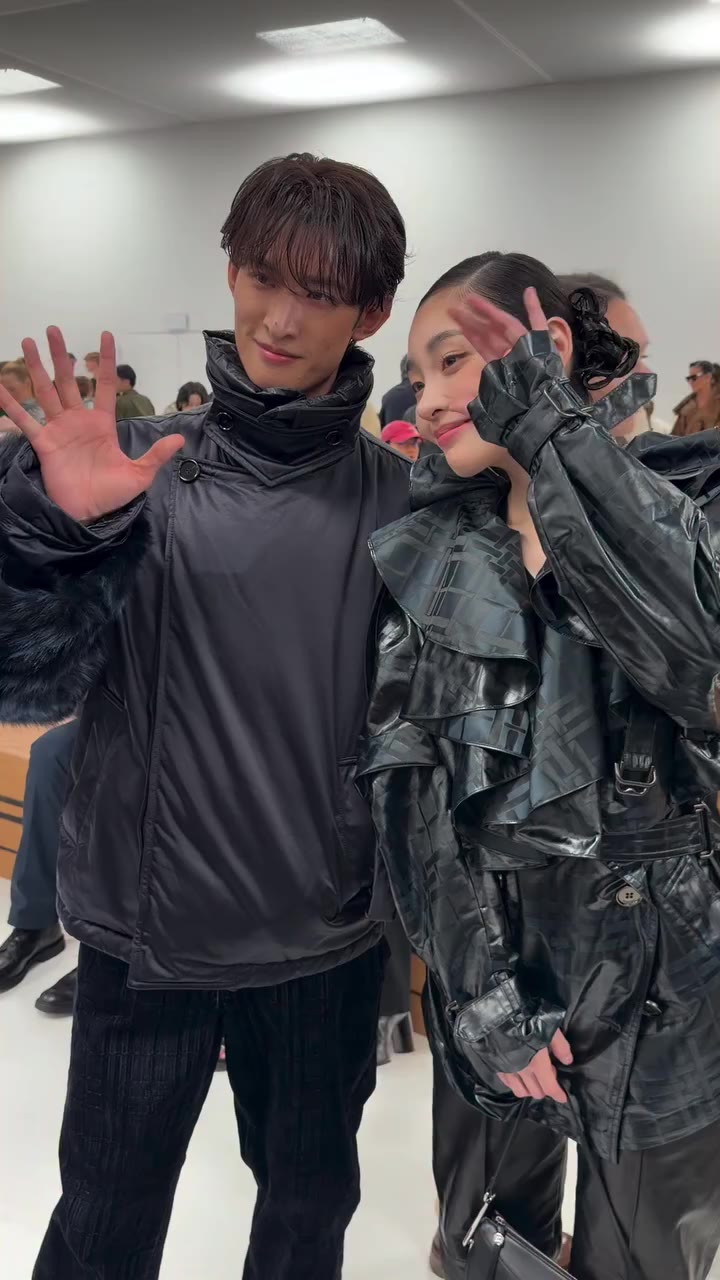 @sn_kojimukai_official @minhakim__ at @burberry