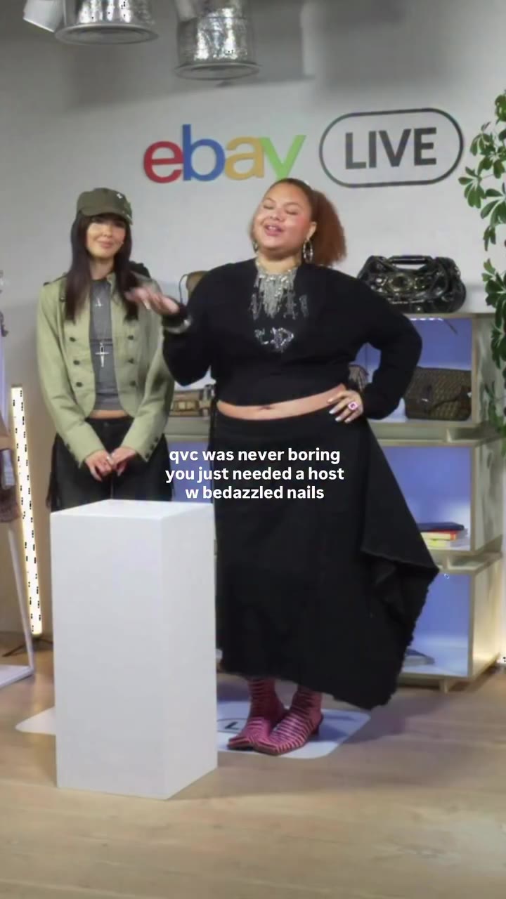 always trust someone wearing a tiara to work! @ebayliveuk today w @97thvintage…