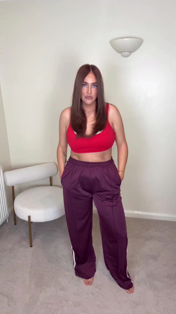 Ways to wear the @fandfclothing burgundy trackspants😍 £25 and they’ll…
