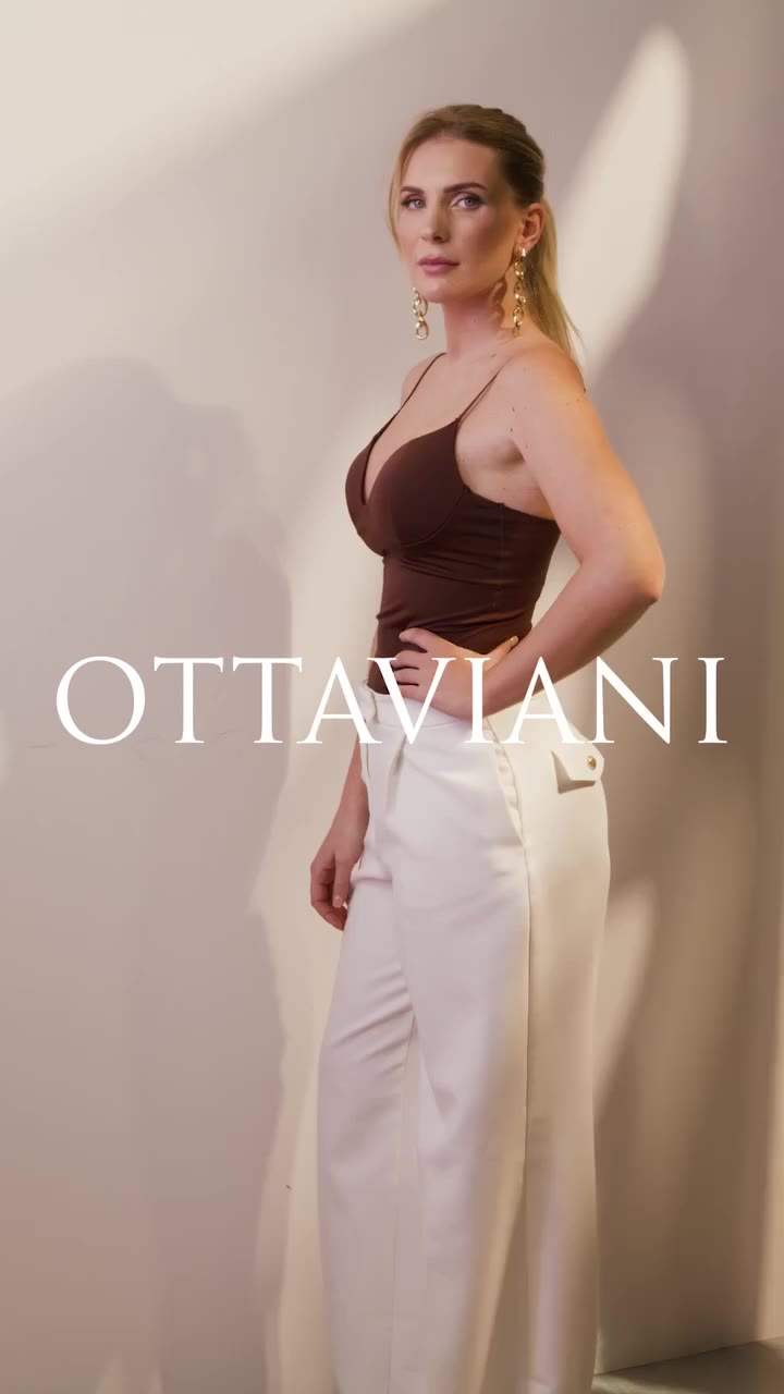 Gli orecchini Ottaviani Boutique catturano la luce con cristalli super…
