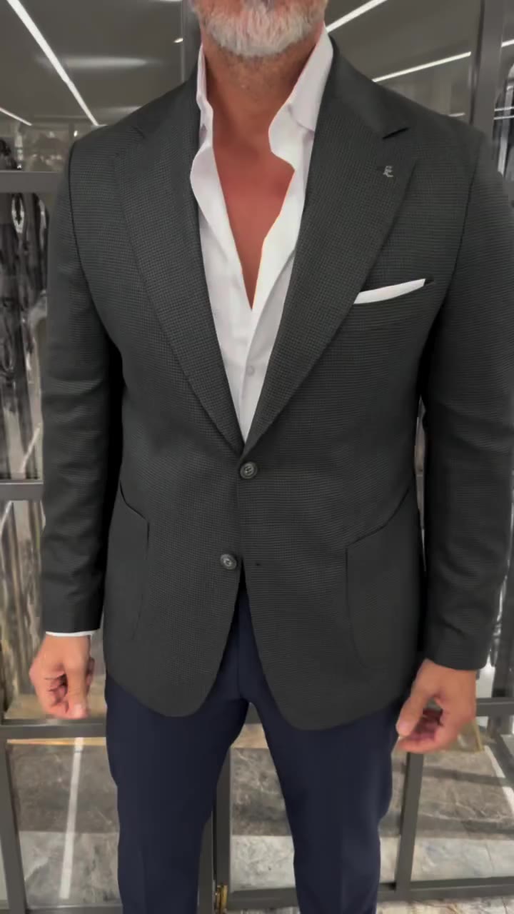 Neapolitan Shoulder / Two Pcs Suit