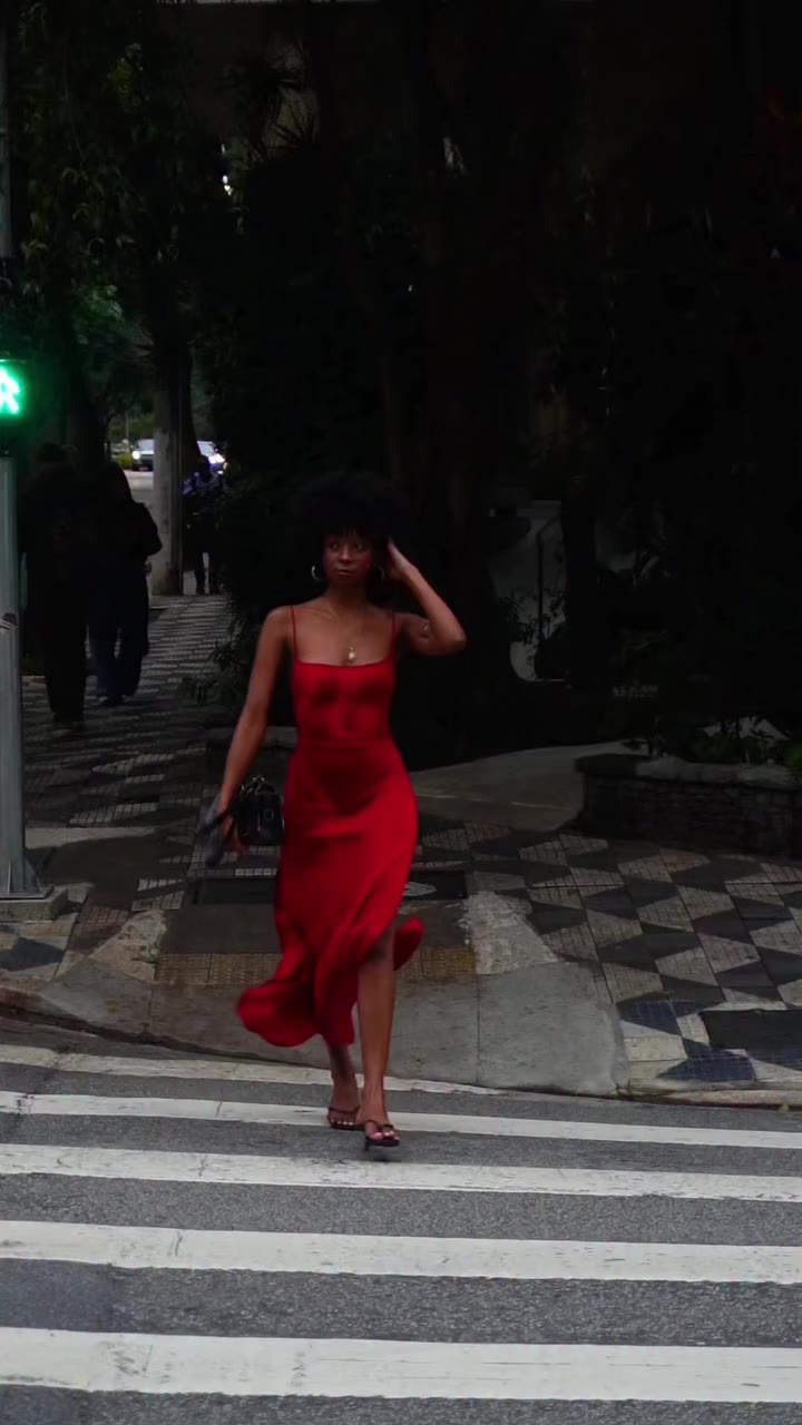 Apaixonada pelo vestido Até mais Tarde de @tricoteen Um absurdo de lindo!