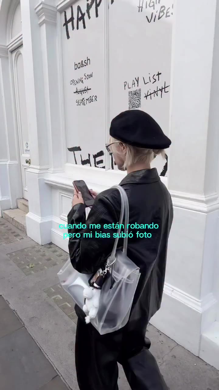 hyunjin subio foto #kpopmeme