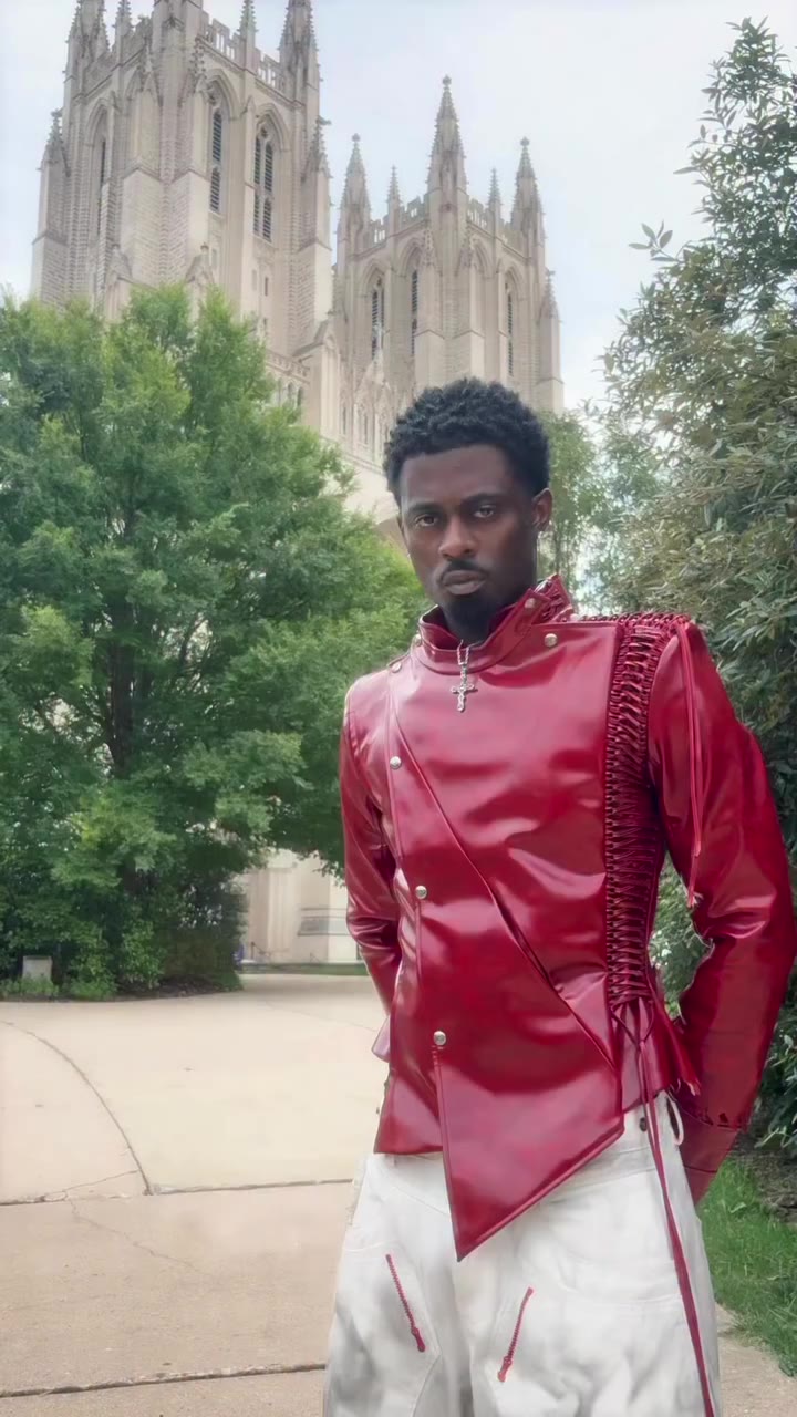 Look by @akariholloway