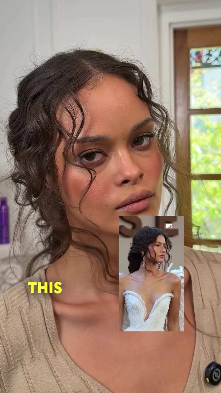 here is how I recreated Zendaya’s viral waves, the trick is to curl the hair…
