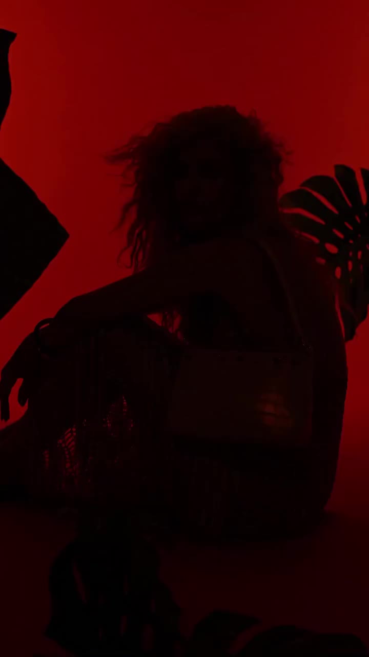It’s tomorrow | Corello & @mariaatorquato Stay Tuned! 22.09 #TropicalGems…