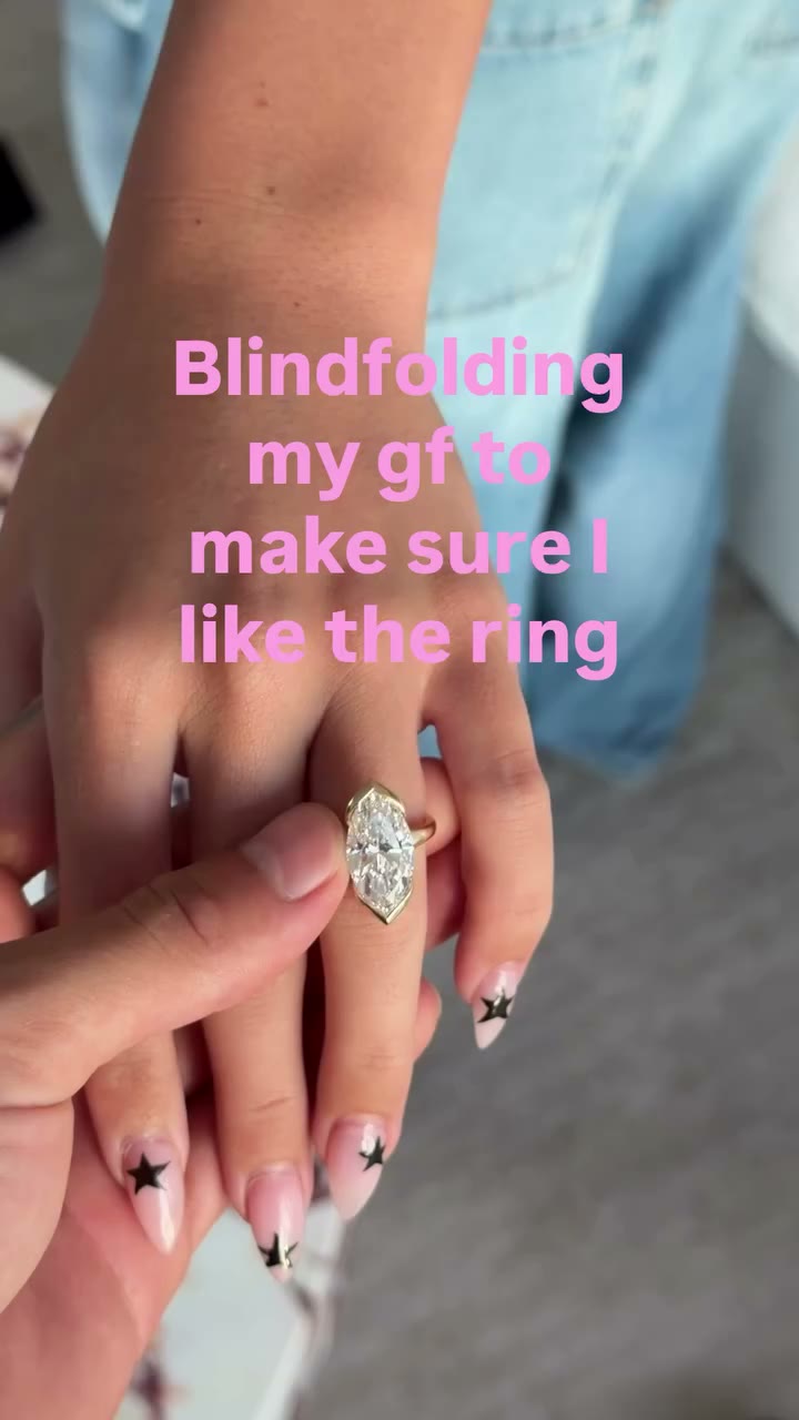 I can finally post this :)) but she my FIANCE now