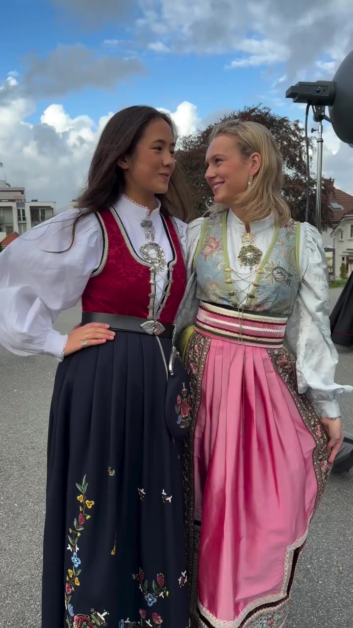 Hei♥️ #emblabunader #stavanger #bunad #emblaskjorte #oslo @kalviknes