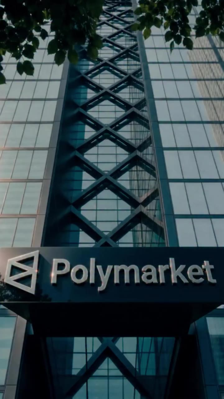 hung at hq for a bit 🏈 @polymarket #polymarketpartner