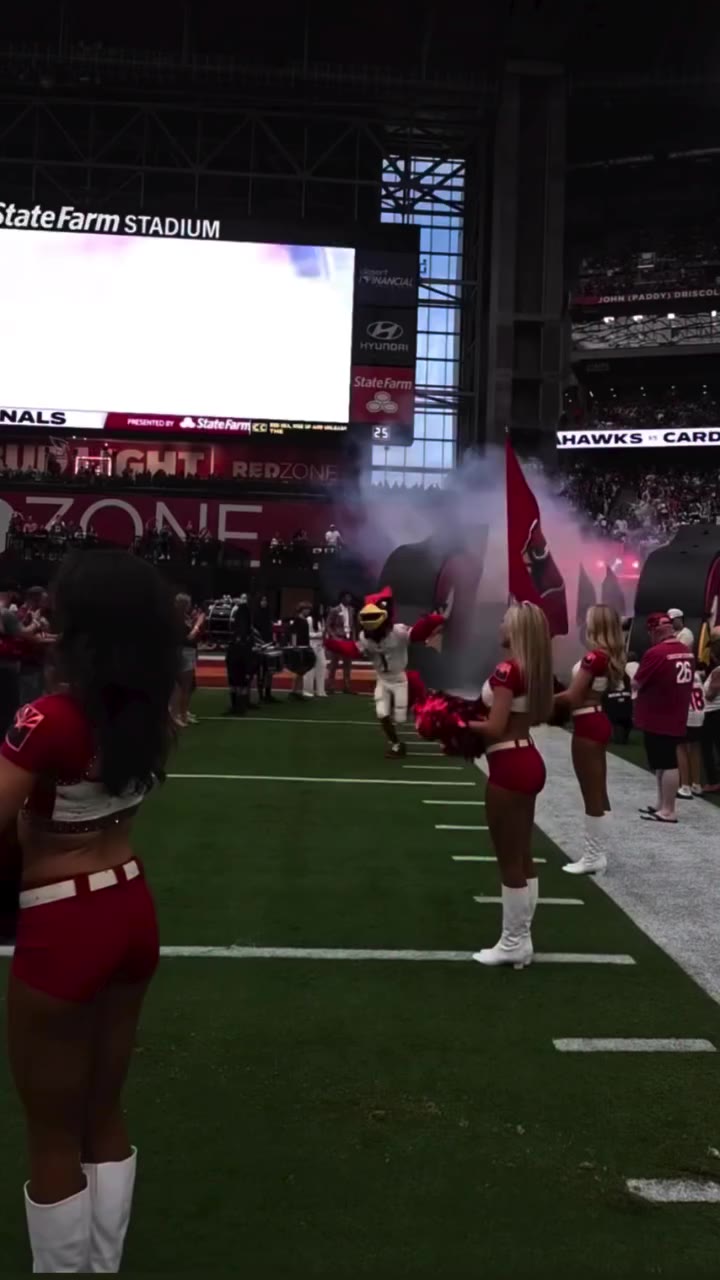 Game day 🏈❤️ Seahawks vs Cardinals