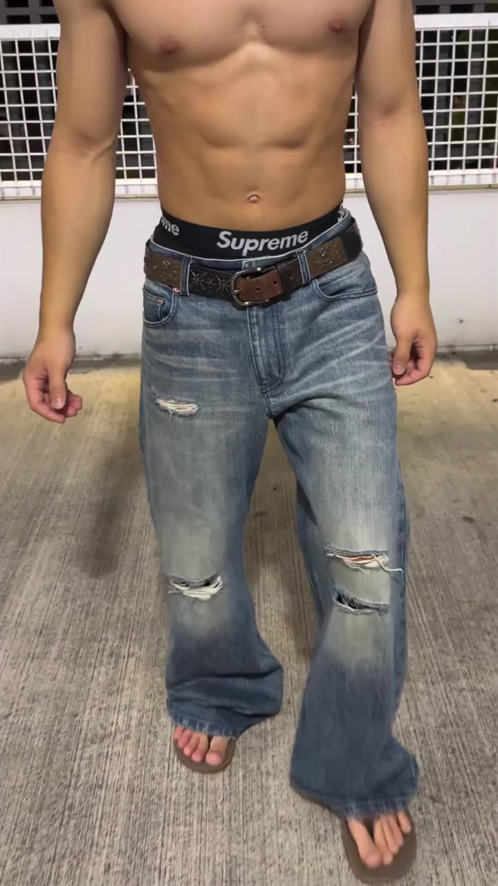 the perfect distressed bootcut jeans! aelistudios.com sign up for newsletter &…