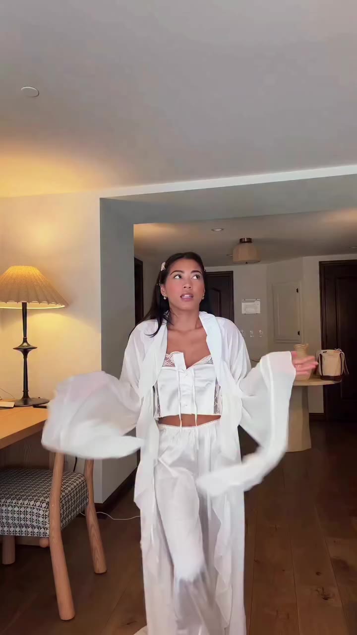 best of both worlds for my bridal era 🥹🕊️
