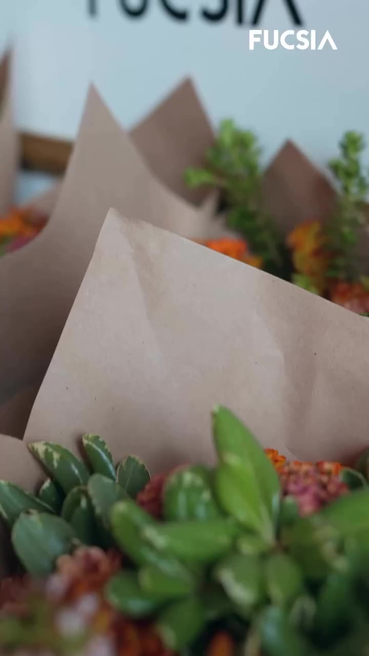 🌷Un desayuno entre amigas, flores, música y regalos que nos hicieron sonreír…