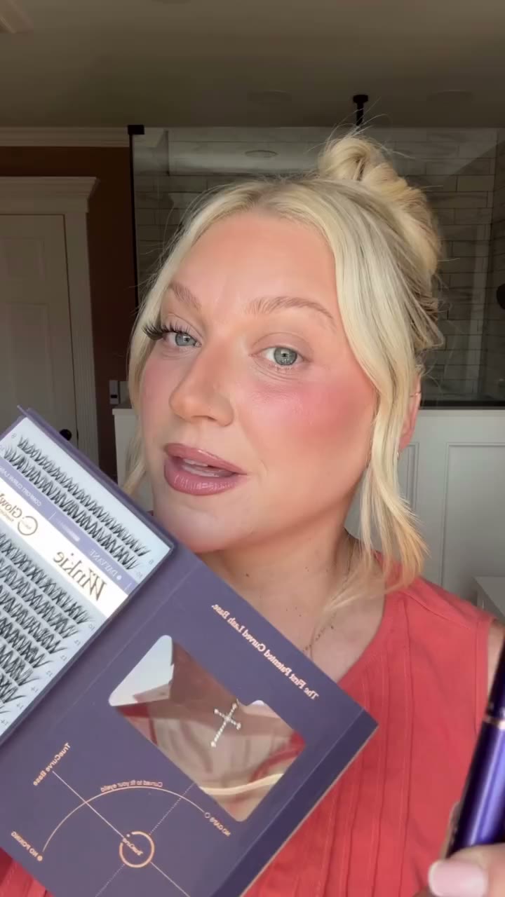 Straight lash bands vs. curved lash bands… I’m choosing the ones that actually…