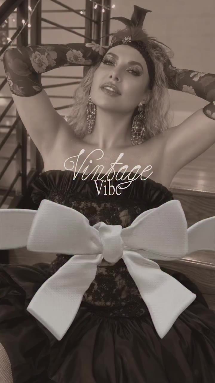 Some gowns are created for one night 🖤 Others outlive entire eras 🤍 It was…