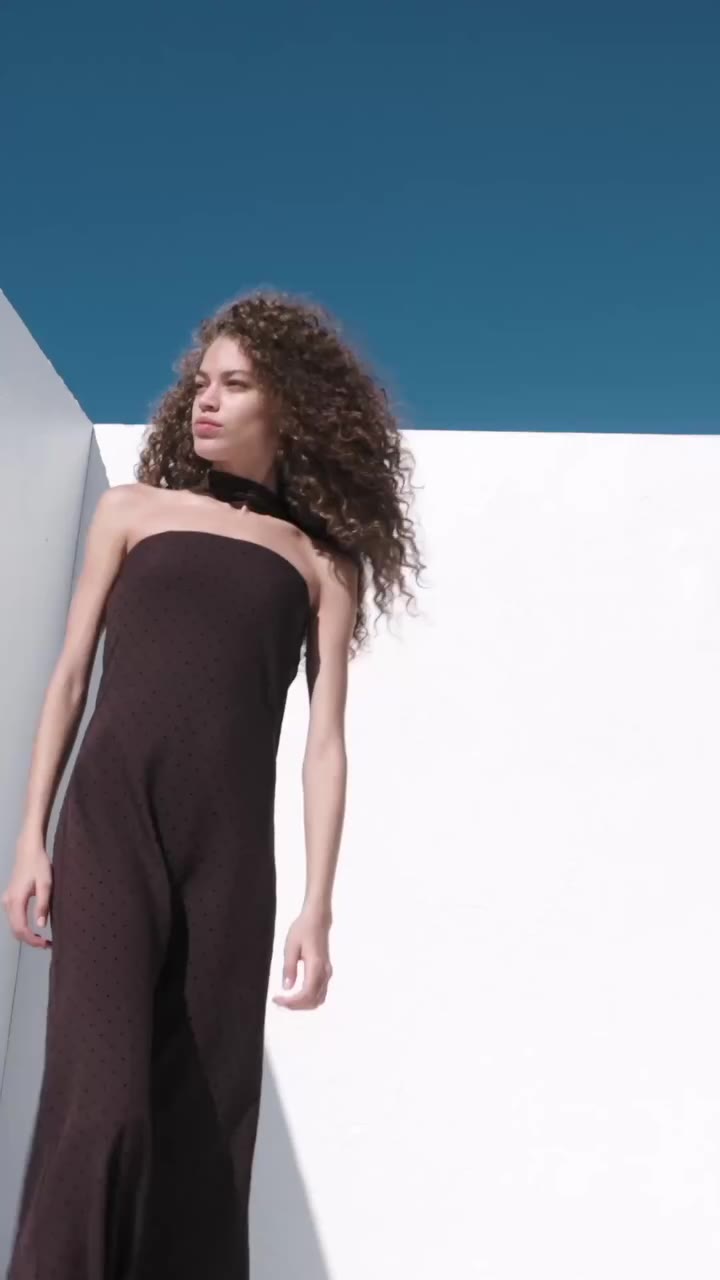 As the season shifts towards warmth, our October collection Modern Romance…