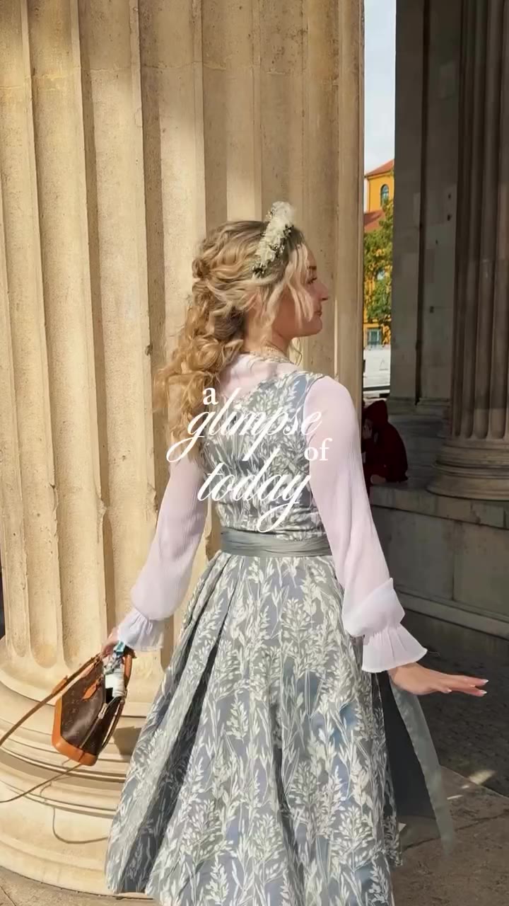 Werbung | 5 girls. 5 Dirndl styles. One vibe🎀✨ Different looks, different…