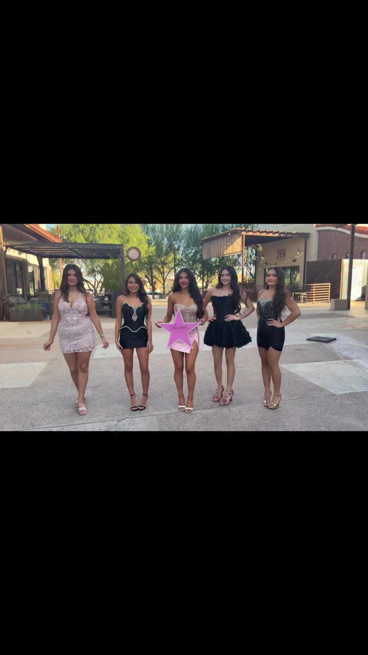 as a @starielle_inc girl, you already know HOCO wouldn’t be HOCO without an…