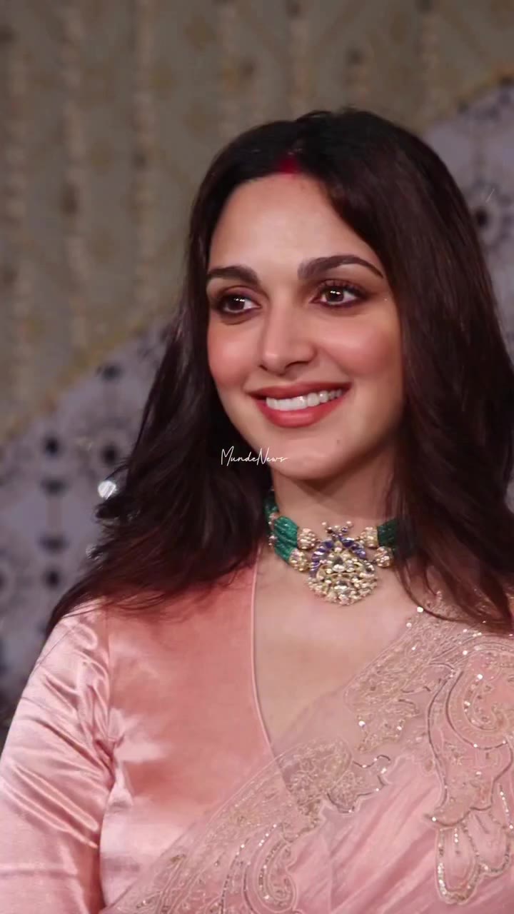 @kiaraaliaadvani in Jewel Saga classic Jada earrings for Ganpati celebration…