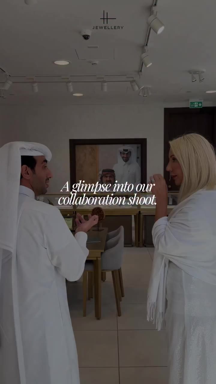A glimpse behind the scenes of our collaboration with @amunstarr From…