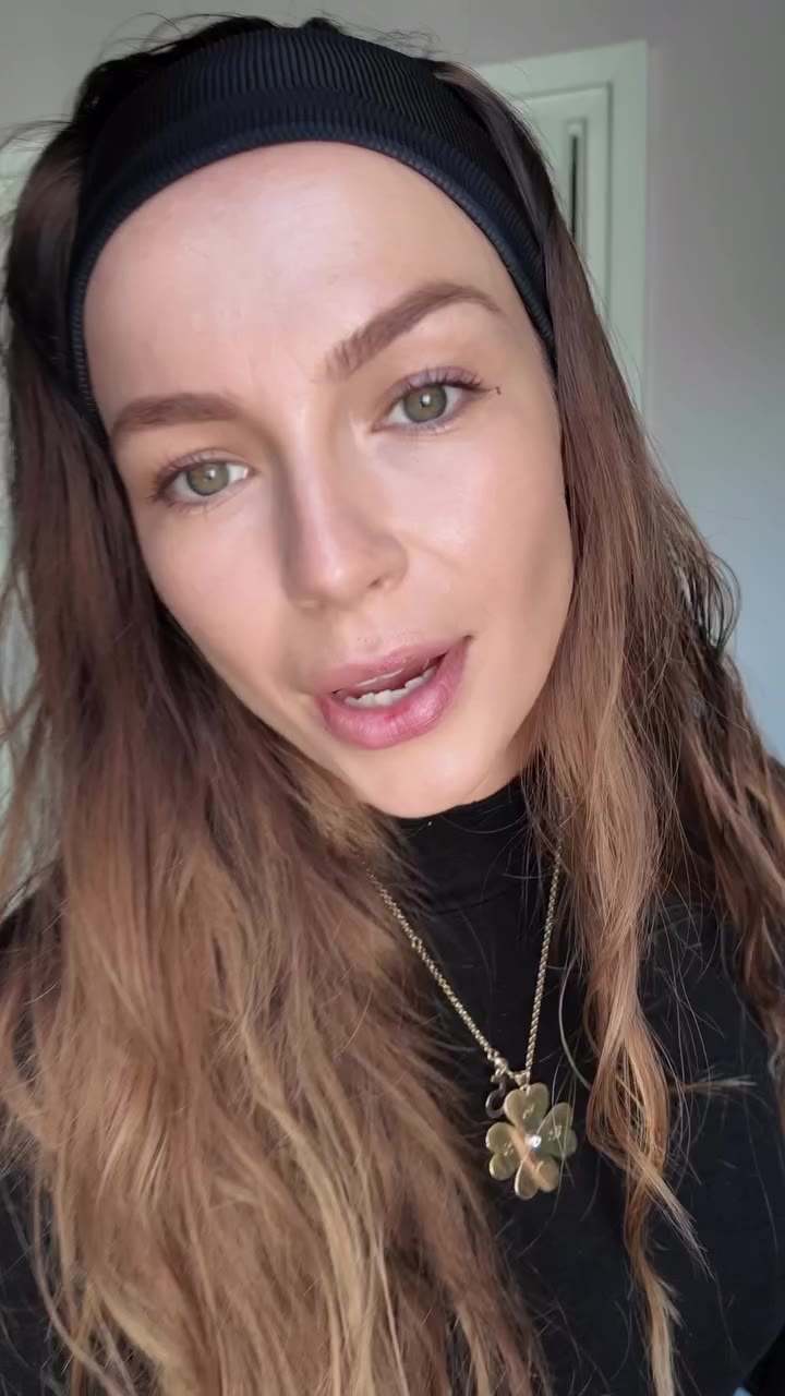 ad SO I have been using a new foundation and I loooove it. It’s the Kamo…