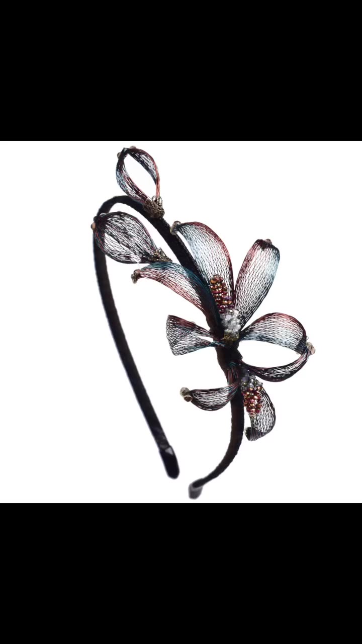 Sometimes a beautiful hairband is all it takes to complete the look. Simple…