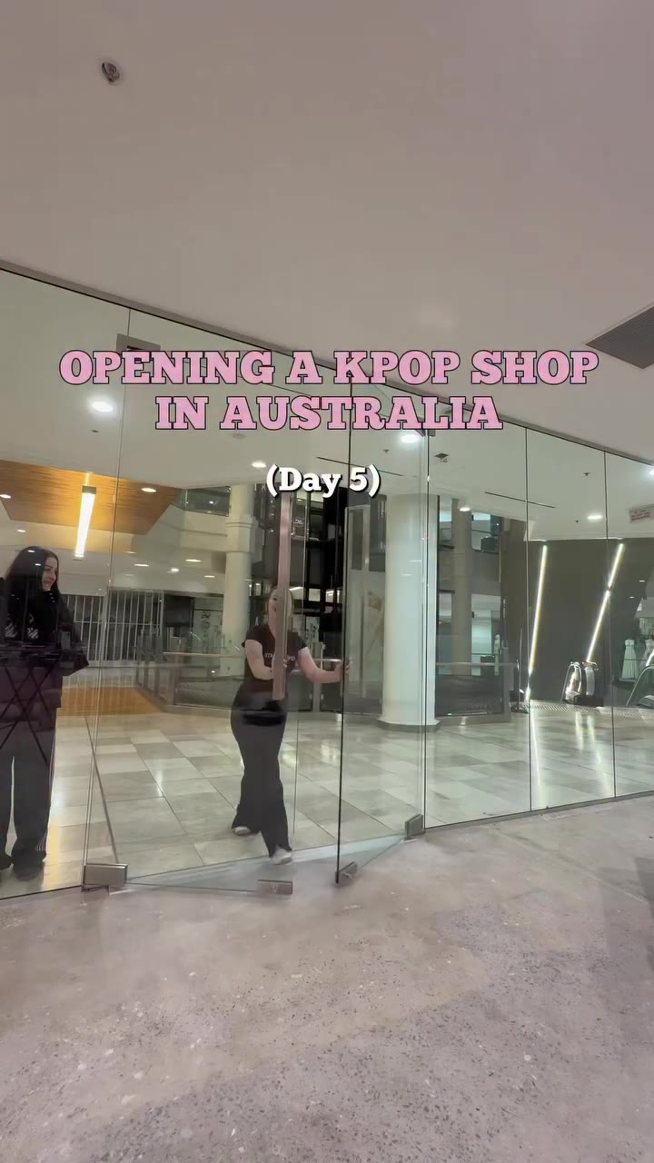 DAY FIVE of opening a KPOP Shop in Australia 💗 Officially opening week!…