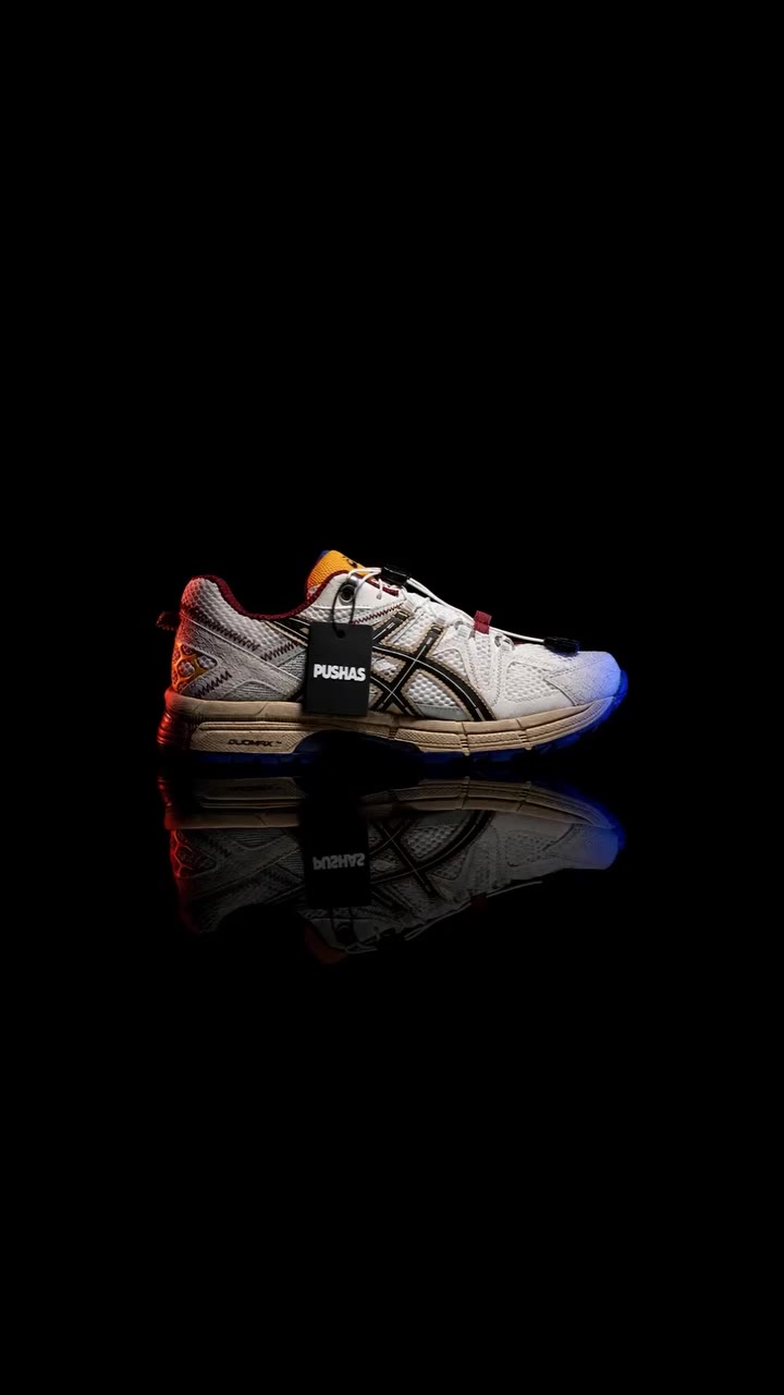 Everyone found the GEL-NYC. Almost nobody found this one. Maroon stitching…
