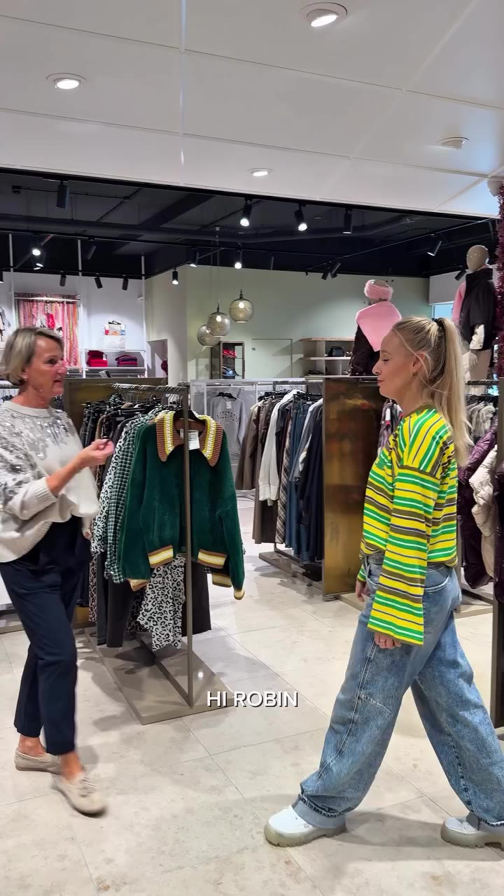 Aanstaande zaterdag 26 september staan onze herfstmodeshows op de planning!…