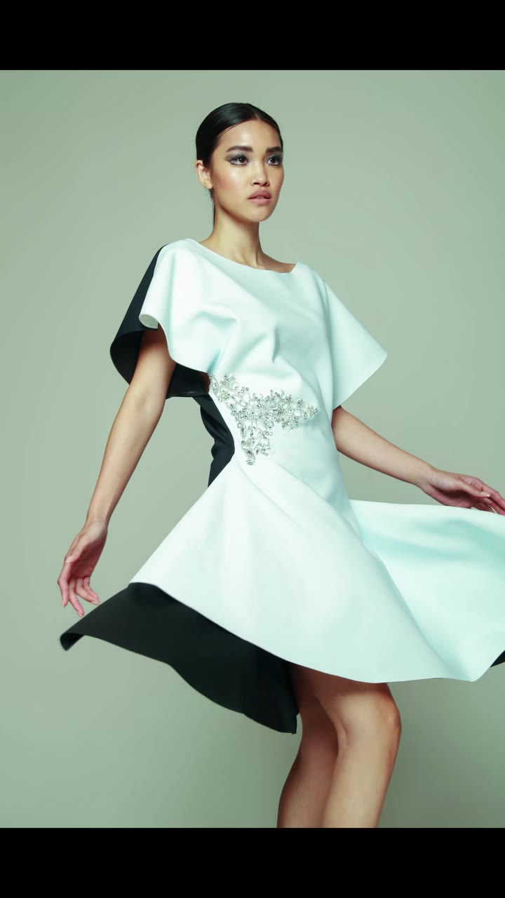U.L.F. DRESS (UKNOWN LIFE FORM) Designed for space travel. A lightweight…