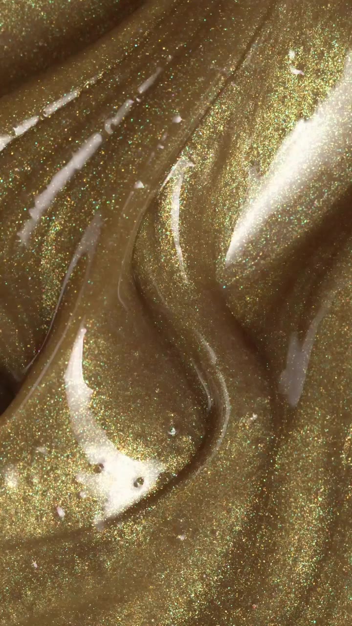 The Shimmer Duo Sets are officially available for PRE-ORDER 🤍 Each set…