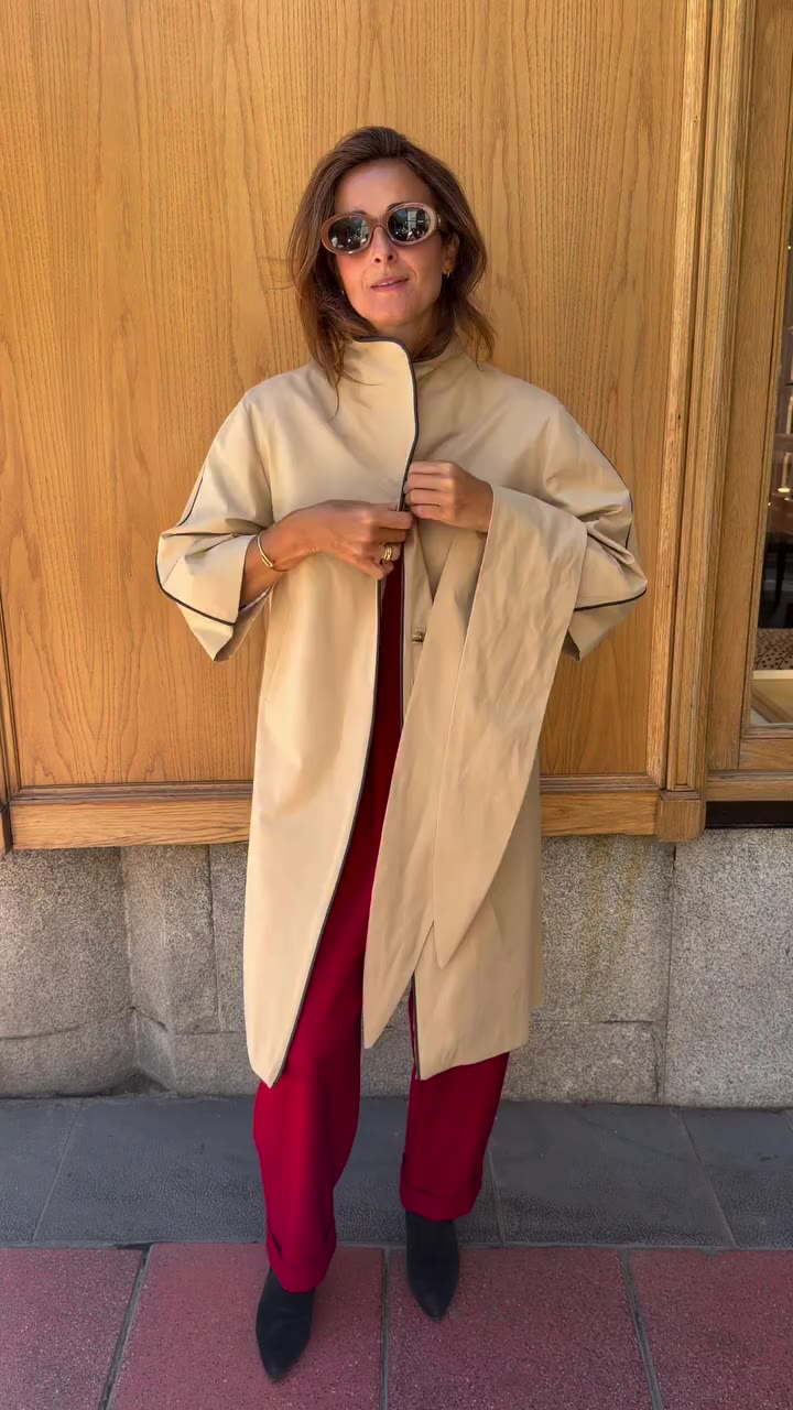 Trench coat season is upon us and the new Tokyo coat with an integrated scarf…