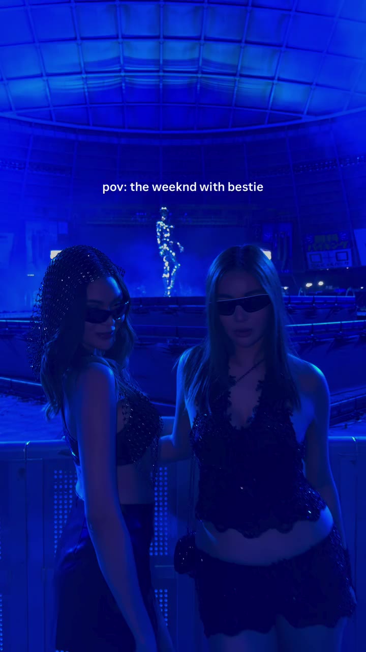 this is your sign to book the weeknd concert with your bestie #theweeknd