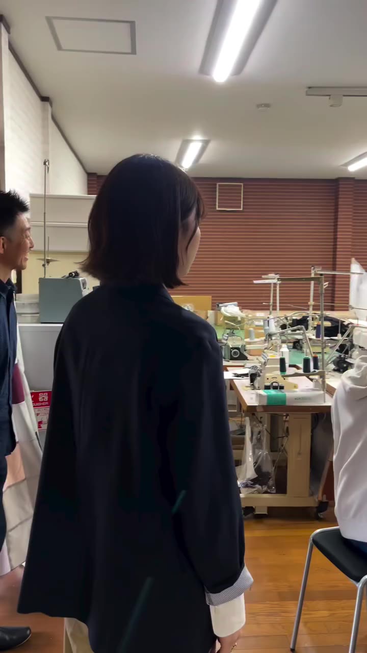 1%しかない、日本製の大切なお洋服。 ⁡ 保育士から日本製のお洋服に携わることになり、 初めは正直、そこまで意識していなかった"日本製" ⁡…