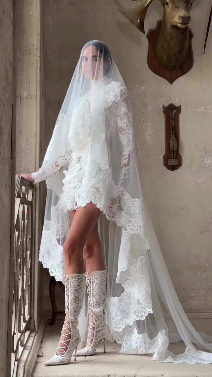 A dress that will be unforgettable. DEJAVU — from the new ATELIER HERITAGE…
