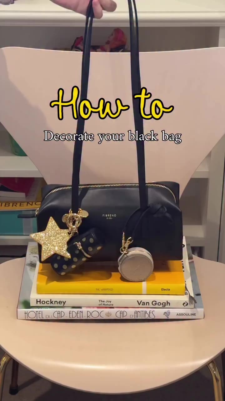 Slim lepain Bag black🖤🤎 Black with gold decoration ⭐️ _ #슬림르빵백 #slimlepain