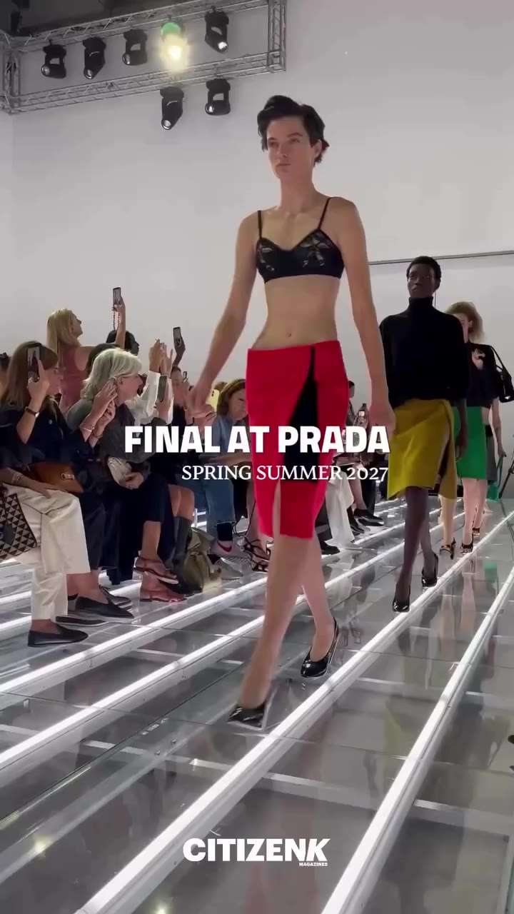 Final at @prada 💚 Videos by @laurentdombrowicz #prada #mucciaprada #rafsimons…