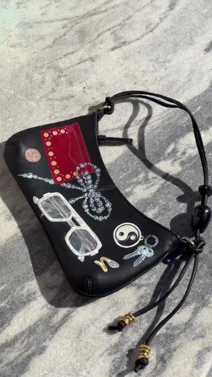 What’s in your bag: GIVEAWAY EDITION. This hand-painted purse + everything…