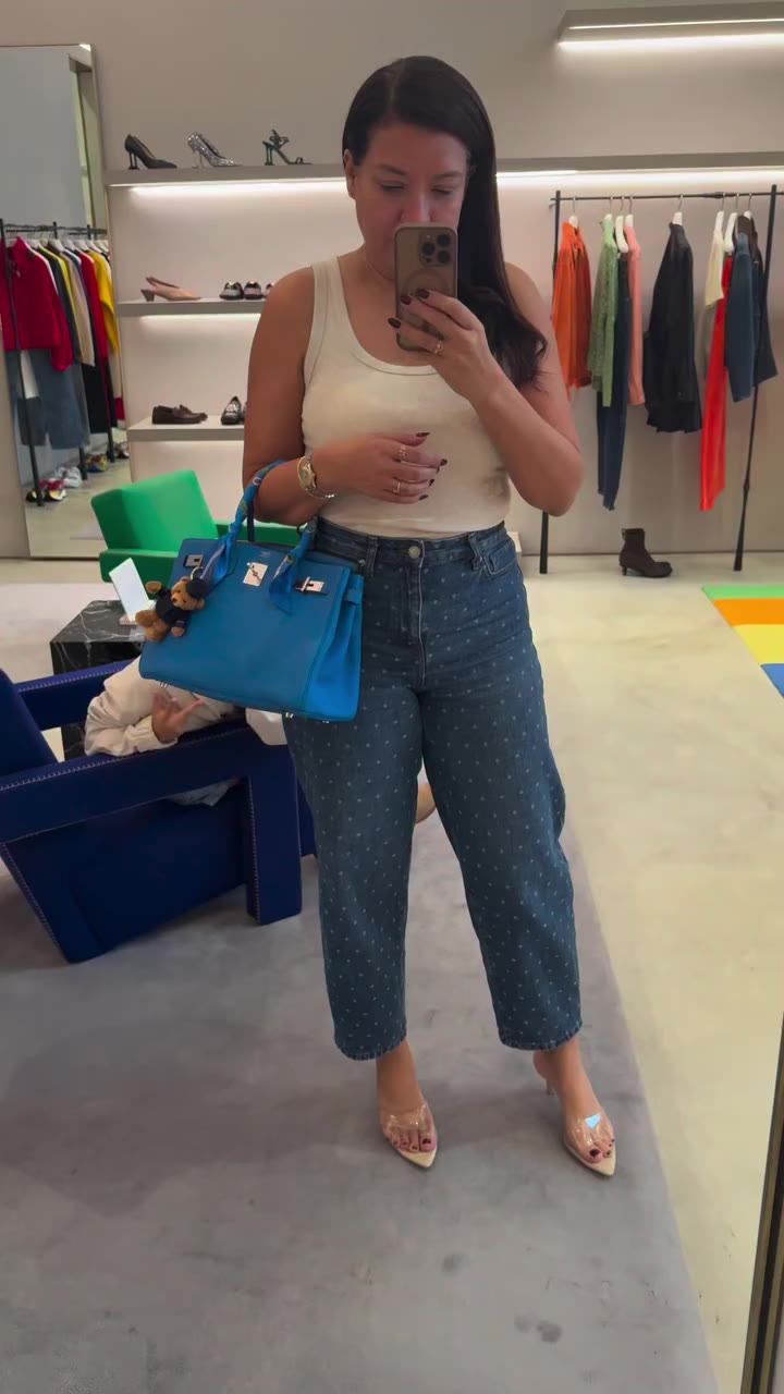 Acompañe a @loewe a ver que hay de nuevo ! Les gusta Loewe! A lo mejor…