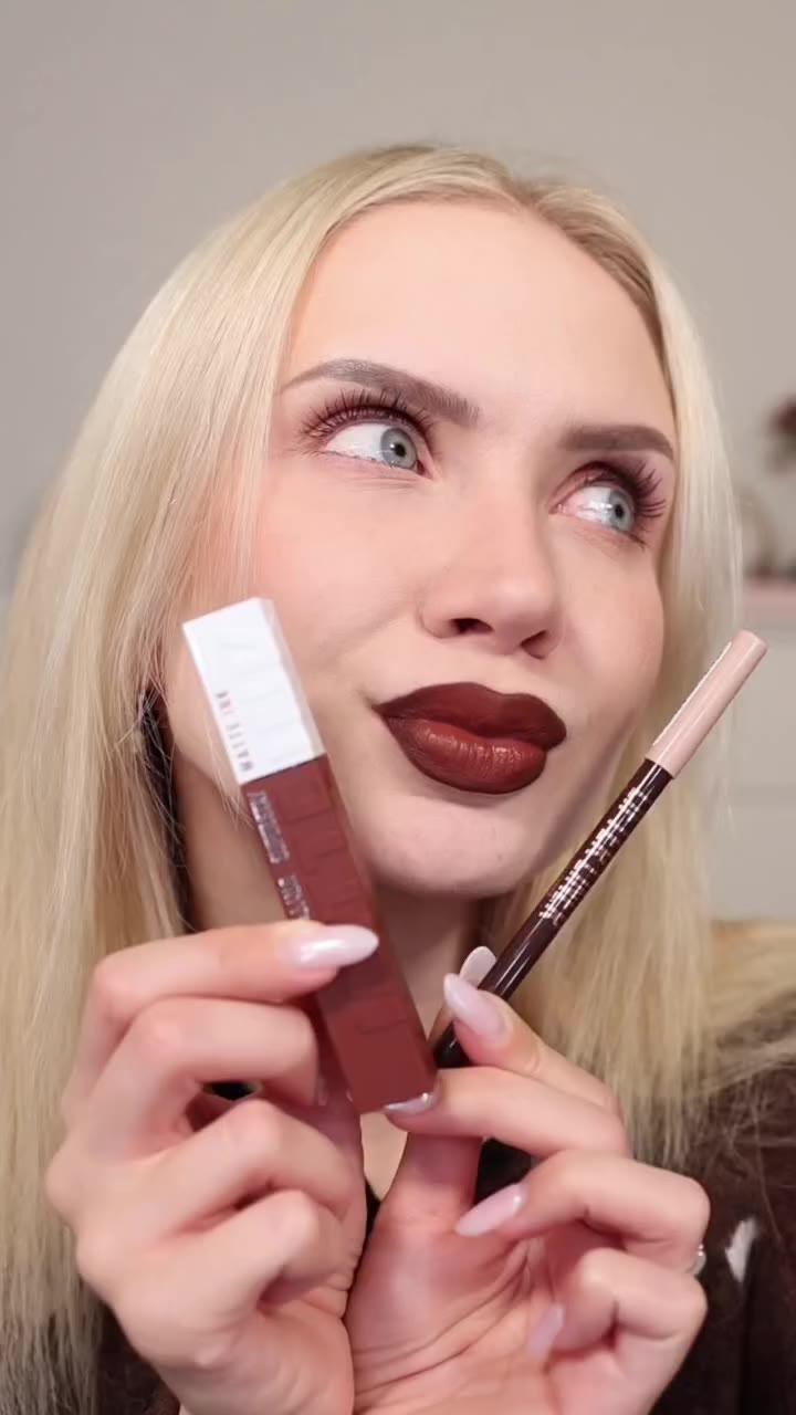 Matte for fall 🍁 @elinaxkrs zeigt euch die perfekte braune Herbst-Lippenkombi…