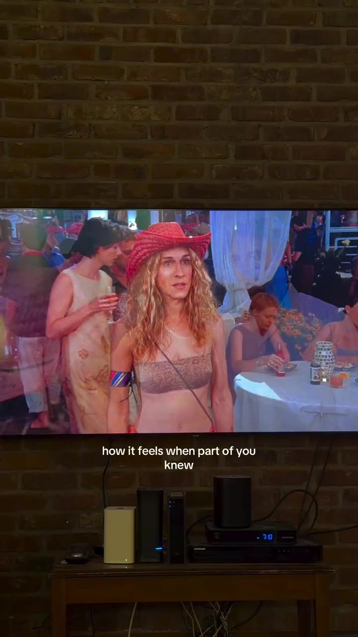 this scene was a hard watch 😭 #satc #carrie #natasha